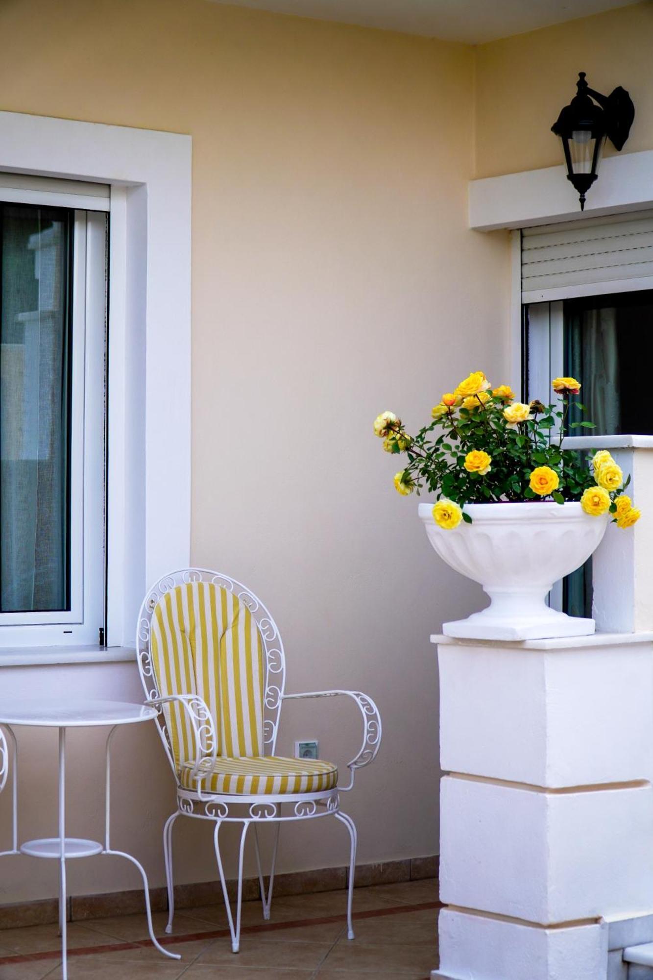 Ferienwohnung Cozy Artemis House Near Athens Airport Exterior foto